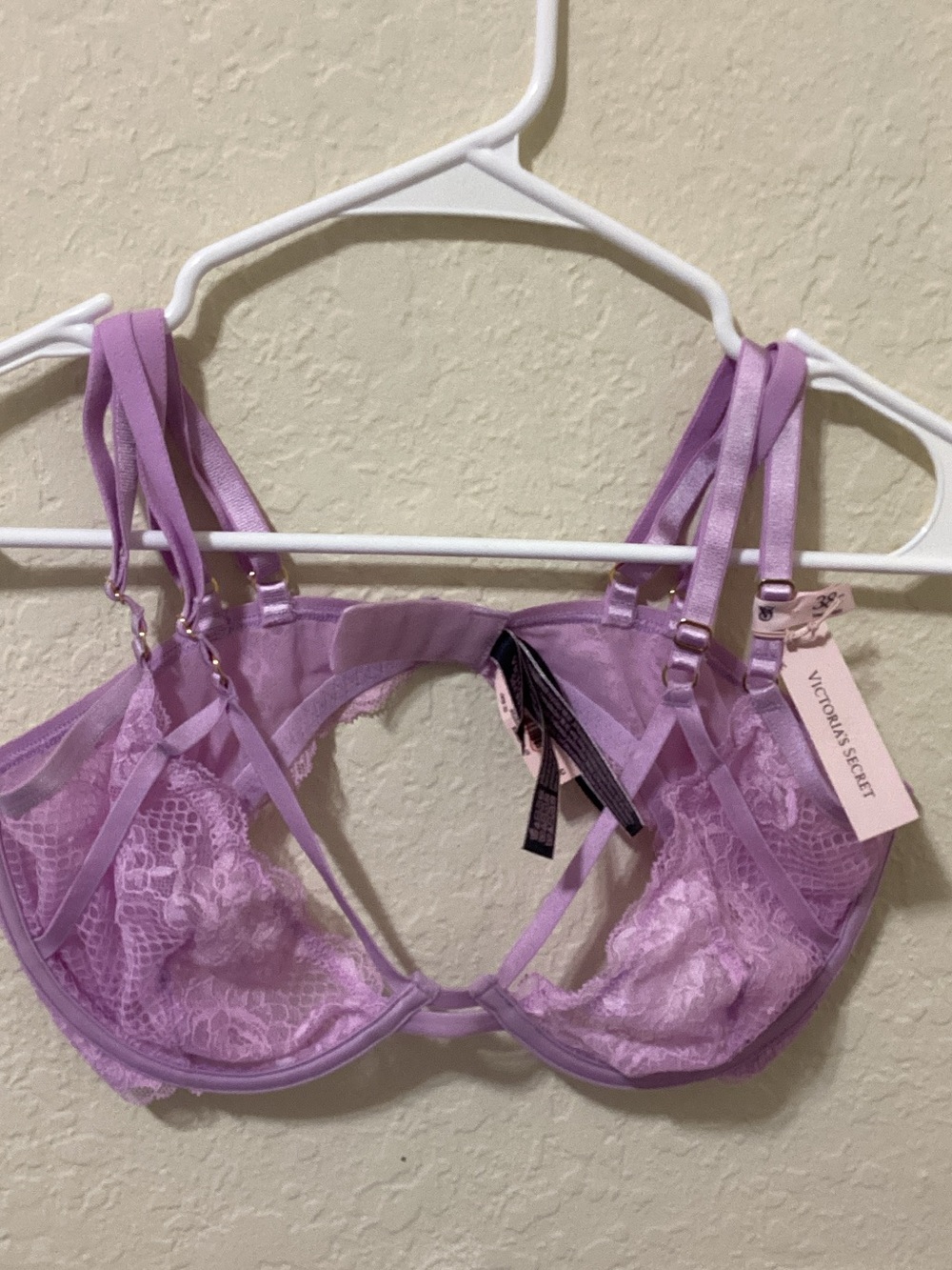 Victoria's Secret Lavender Lace Strappy Underwire Bra